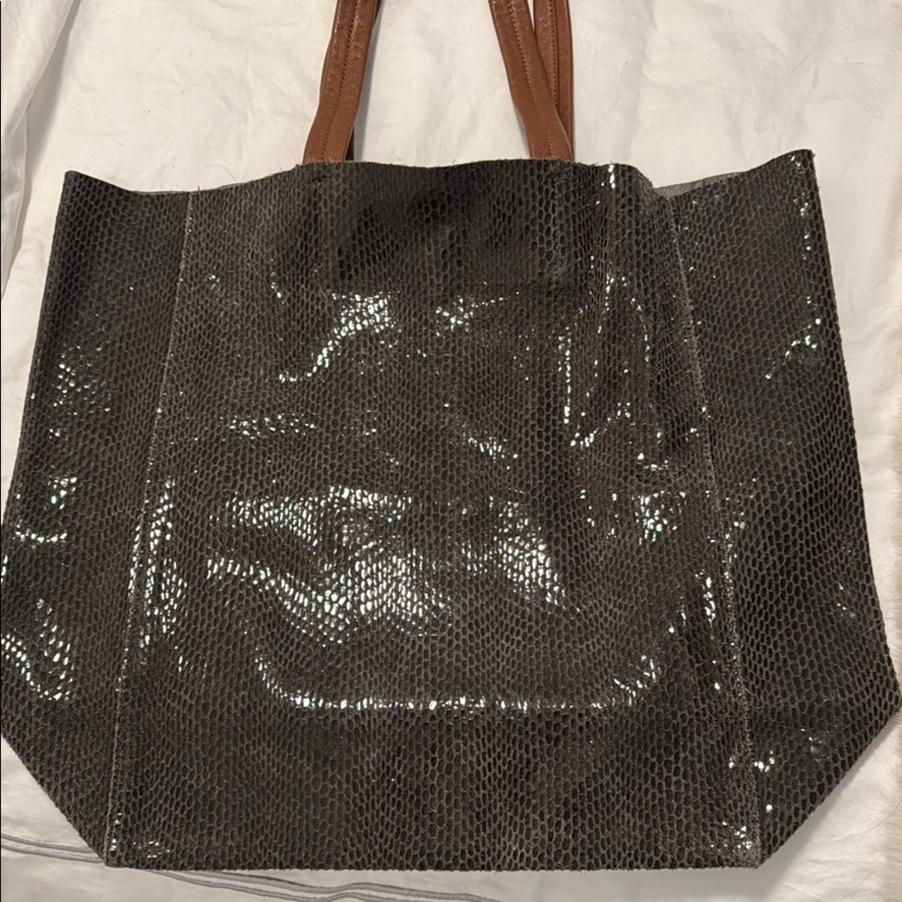 Sorial Shimmering Gray Tote with Brown Handles